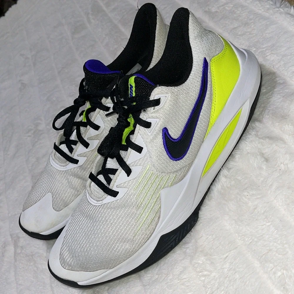 Nike Precision 5